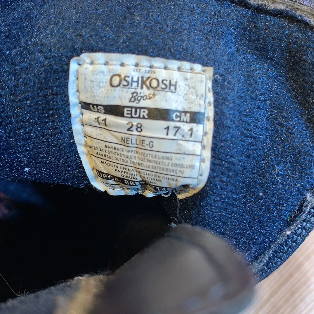 OshKosh B’gosh ankle booties w/side zipper
